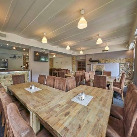 Bouda Morava Hotel Dolni Dvur Екстериор снимка